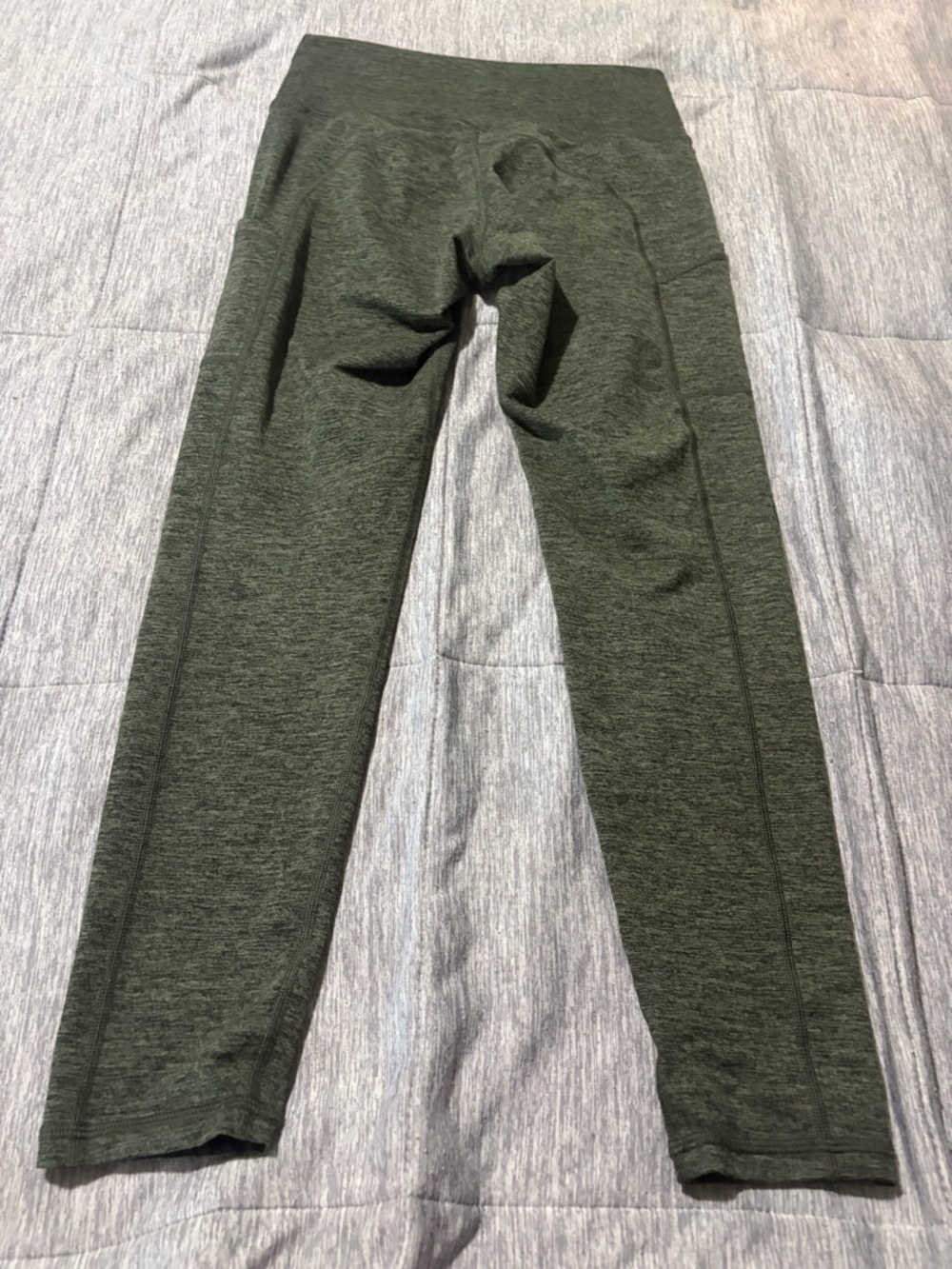 Aerie Offline Leggings in Gray/Olive Color